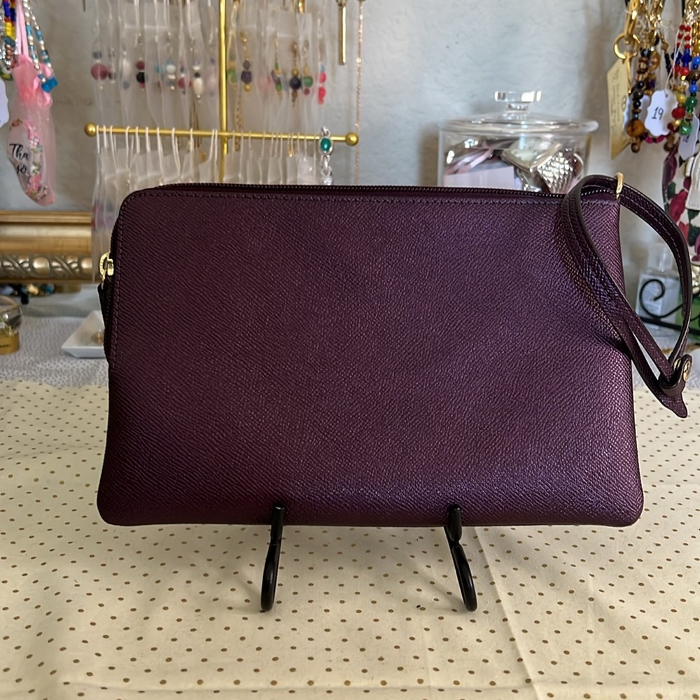 COACH Story patch city clutch with strap - Picture 2 of 8